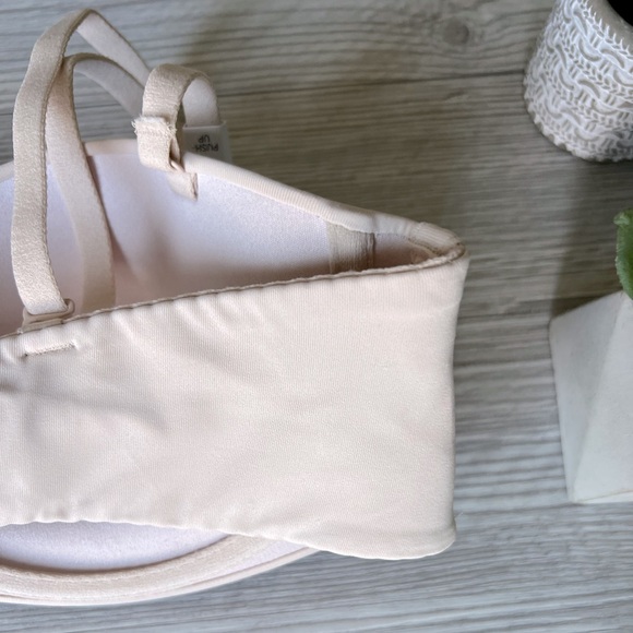 VS PINK wear everywhere push up strapless bra size 34B EUC - Picture 9 of 15